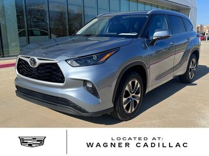 Used 2023 Toyota Highlander XLE