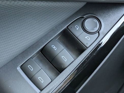 New 2026 Chevrolet Equinox LT w/ Convenience Package II image 26