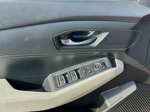 Used 2023 Honda Accord LX image 16