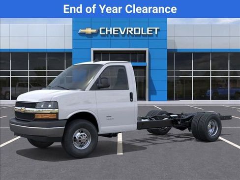 New 2025 Chevrolet Express 3500 w/ Power Convenience Package image 2