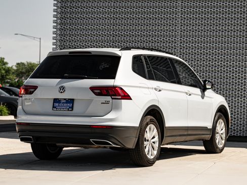 Used 2018 Volkswagen Tiguan S AWD/4WD image 4