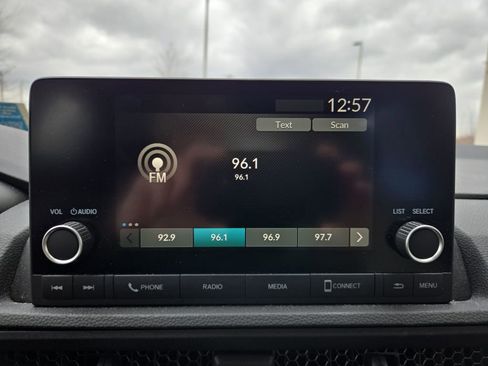 Used 2024 Honda CR-V LX image 18