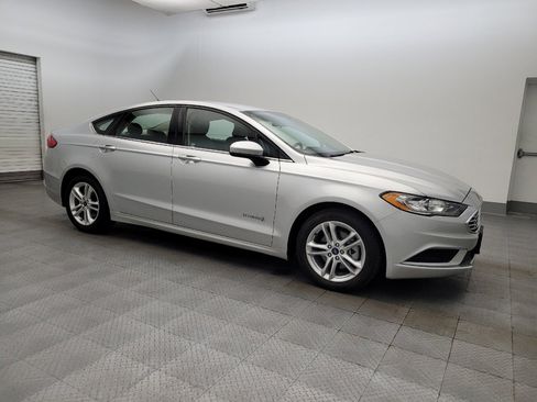 Used 2018 Ford Fusion SE image 11