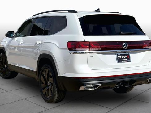 New 2026 Volkswagen Atlas SE FWD image 11