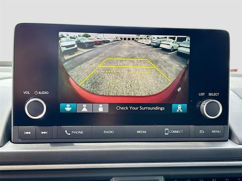 Certified 2025 Honda Pilot Sport image 15