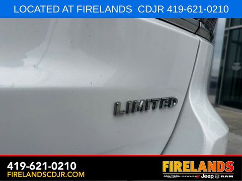 Used 2021 Jeep Grand Cherokee Limited AWD/4WD image 6