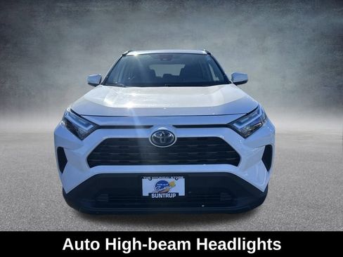 Used 2024 Toyota RAV4 XLE image 9