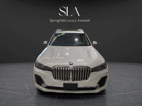 Used 2019 BMW X7 xDrive40i w/ Premium Package AWD/4WD image 3