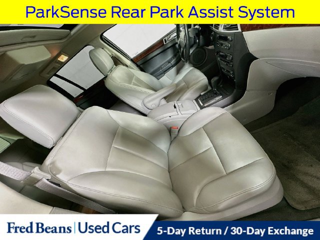 Used 2008 Chrysler Pacifica Touring FWD image 36