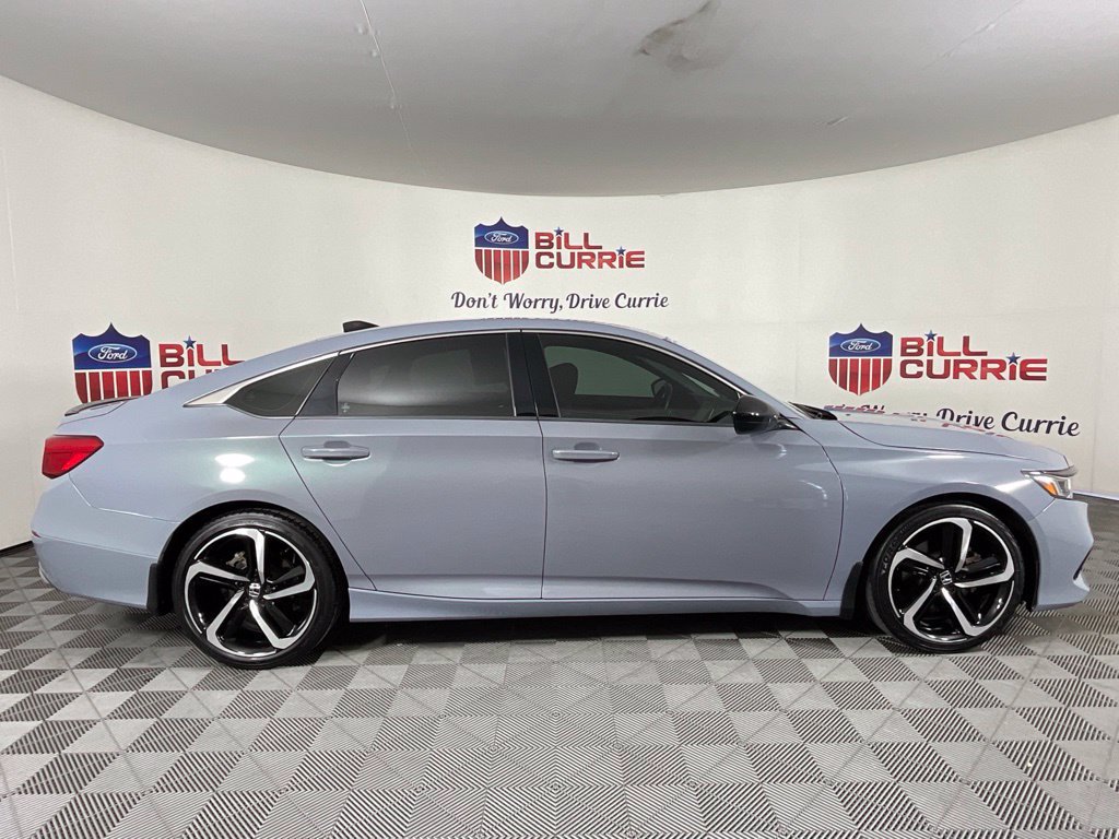 Used 2022 Honda Accord Sport image 2