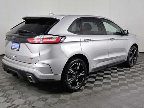 Used 2019 Ford Edge ST w/ Convenience Package image 6