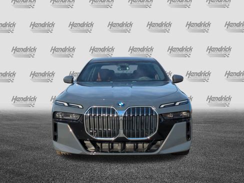 New 2026 BMW 750e xDrive w/ Luxury Rear Seating Package image 3