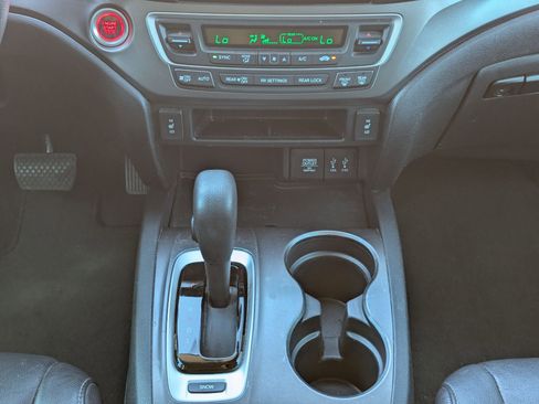 Used 2016 Honda Pilot EX-L image 18
