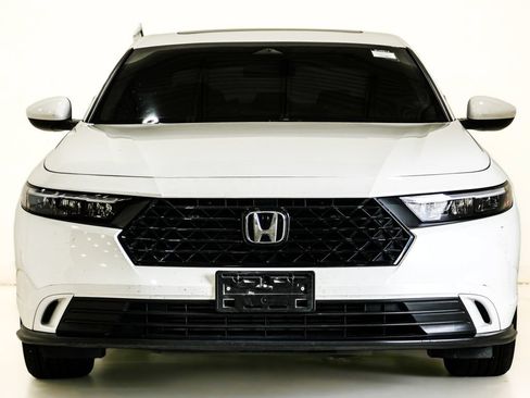 Used 2024 Honda Accord EX image 2