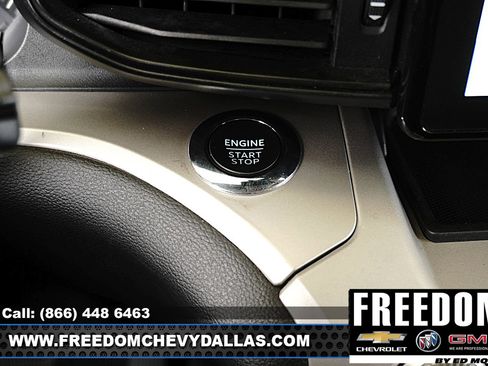 Used 2023 Ford Explorer XLT AWD/4WD image 29