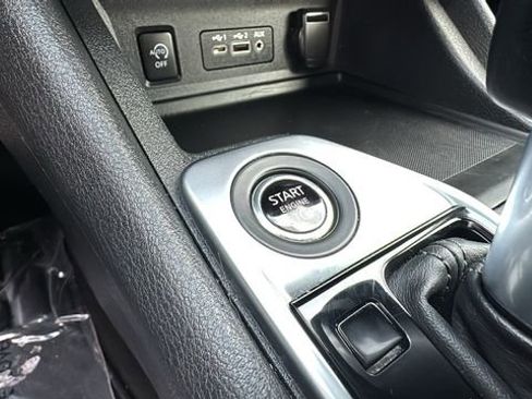 Used 2024 Nissan Sentra SV image 16