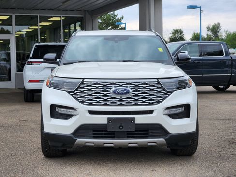 Used 2020 Ford Explorer Platinum w/ Premium Technology Package AWD/4WD image 5