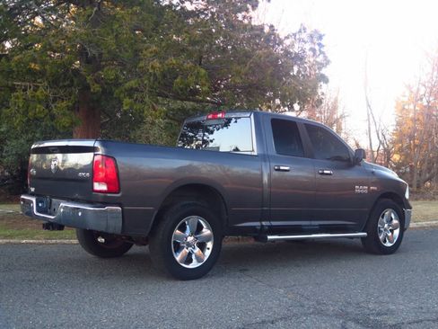 Used 2016 RAM 1500 Big Horn image 3