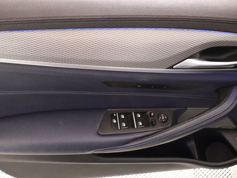 Used 2019 BMW M550i xDrive image 17