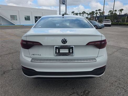 Used 2024 Volkswagen Jetta S FWD image 4