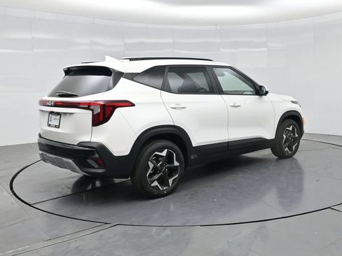New 2026 Kia Seltos S FWD image 35