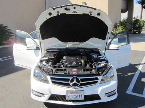 Used 2014 Mercedes-Benz C 250 Sedan image 13