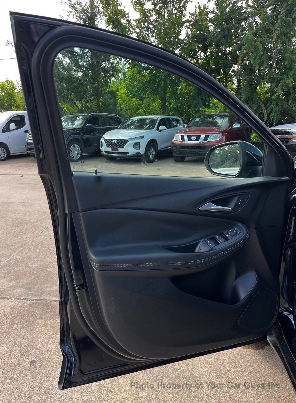 Used 2020 Buick Encore GX Preferred FWD image 29