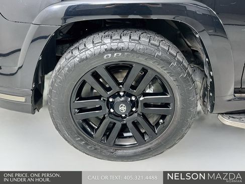 Used 2019 Toyota 4Runner Limited AWD/4WD image 32