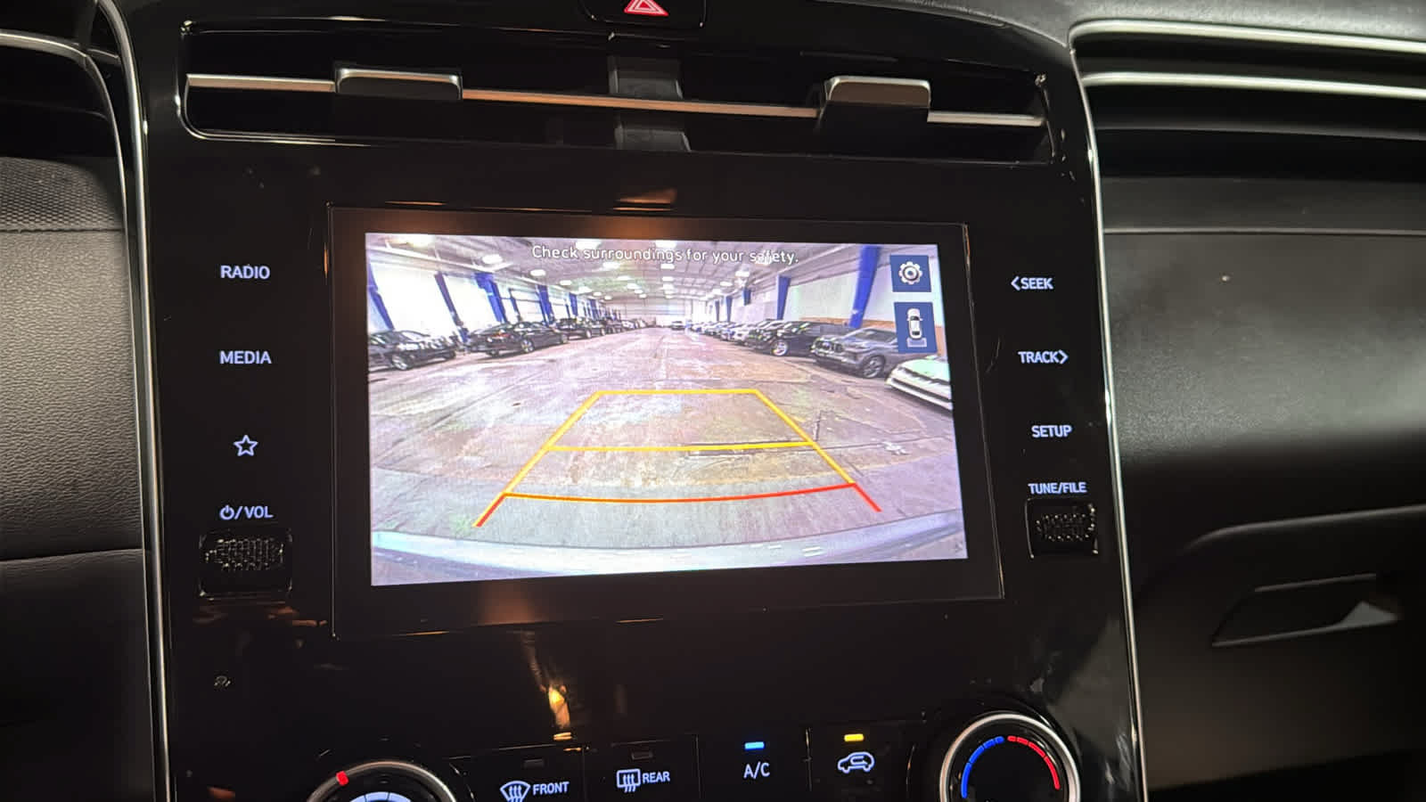 Used 2024 Hyundai Tucson SE AWD/4WD image 16