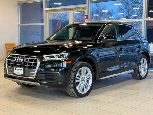 Used 2019 Audi Q5 2.0T Premium Plus image 2
