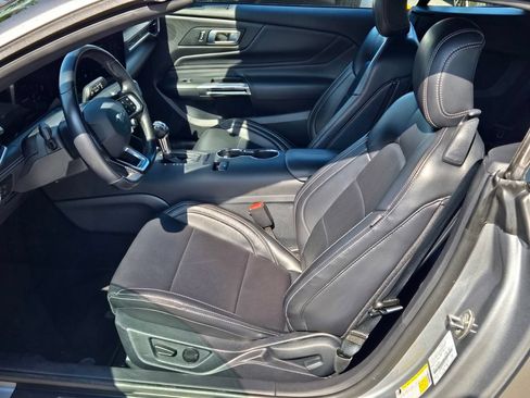 Used 2025 Ford Mustang Premium RWD image 26