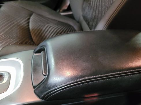 Used 2020 Dodge Journey SE image 35