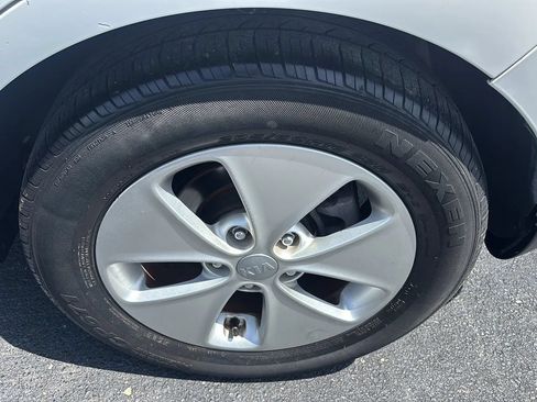 Used 2016 Kia Soul FWD image 32