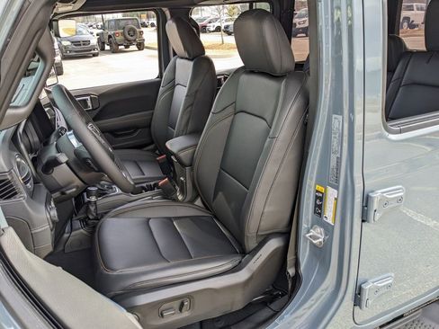 New 2026 Jeep Wrangler Sahara image 38