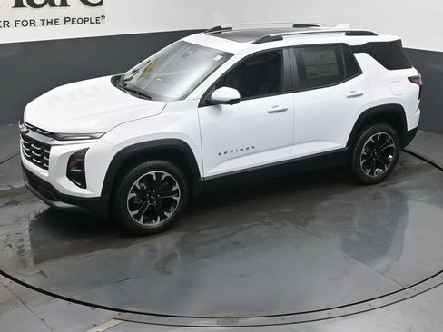 New 2026 Chevrolet Equinox LT w/ Safety and Technology Package AWD/4WD image 22