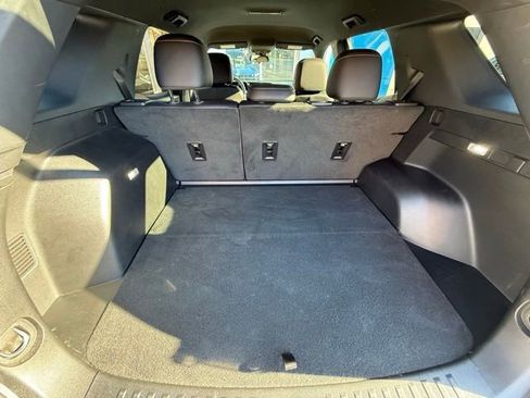 New 2026 Chevrolet Equinox ACTIV w/ Convenience Package III FWD image 30