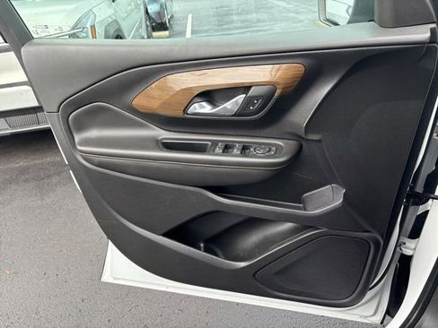 Used 2018 GMC Terrain SLE w/ Driver Convenience Package image 21