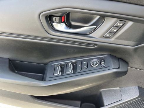 Used 2023 Honda Accord EX-L image 18