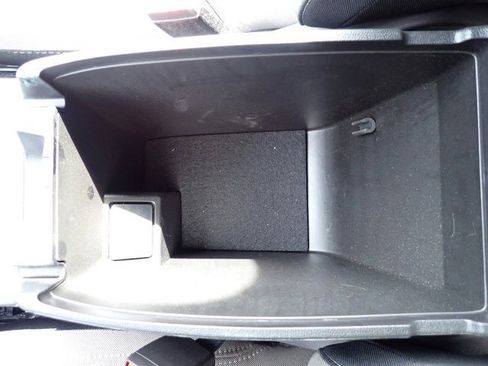 Used 2022 Ford Escape SE w/ Cold Weather Package image 26