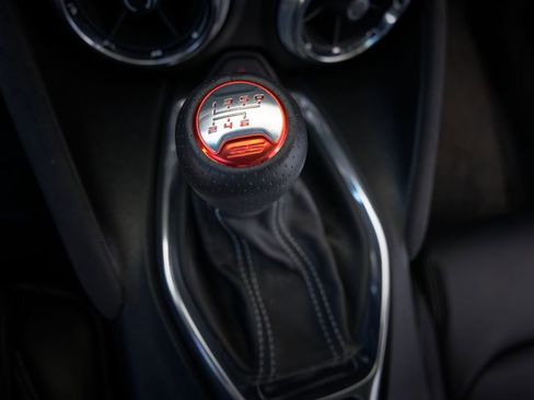 Used 2016 Chevrolet Camaro SS RWD image 22