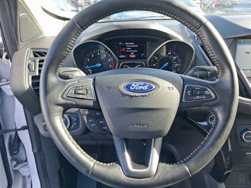 Used 2019 Ford Escape SE FWD image 15