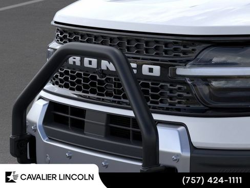 Used 2025 Ford Bronco Sport Badlands w/ Sasquatch Badlands Package AWD/4WD image 17