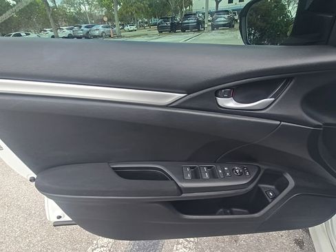 Used 2019 Honda Civic LX image 11