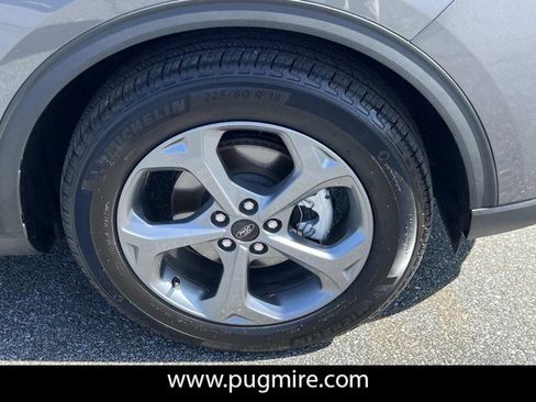 Used 2025 Ford Escape ST-Line w/ Tech Pack #1 image 12