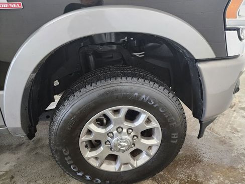 Used 2021 RAM 3500 Laramie image 48