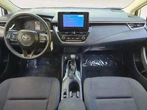 Used 2024 Toyota Corolla LE image 10