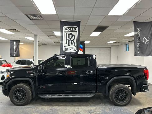 Used 2021 GMC Sierra 1500 AT4 w/ AT4 Value Package AWD/4WD image 10