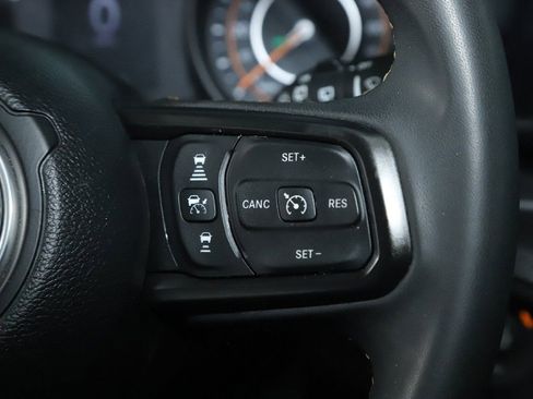 Used 2024 Jeep Wrangler Sport S image 23