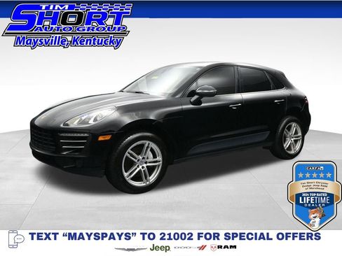 Used 2018 Porsche Macan AWD/4WD image 1