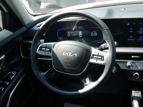 Used 2025 Kia Telluride S AWD/4WD image 18